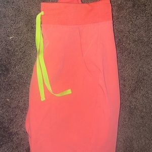 Figs Zamora scrub pants size Small